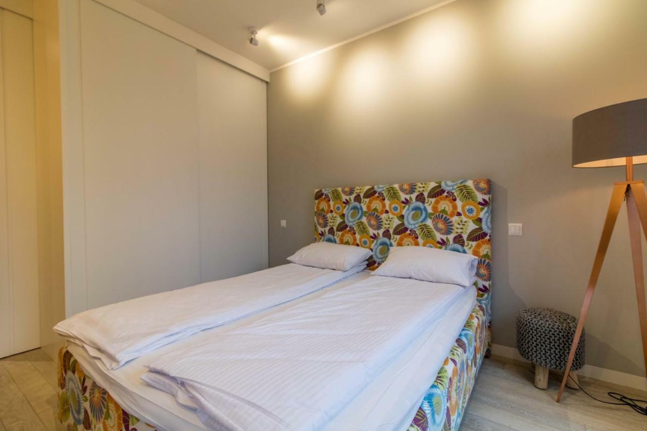 Nadmorski Dwor Wood Apartment Danzig Exterior foto
